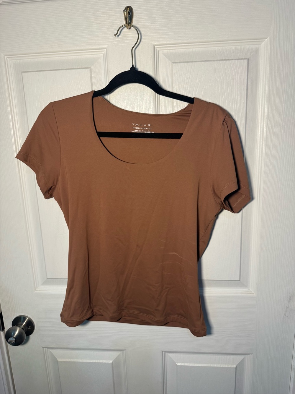 Tahari Petite Scoop Neck Tan Brown Short Sleeve Top